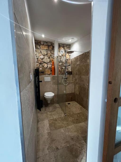 Jolie Maison Avec Vue Sur Piscine 부크벨에르 외부 사진